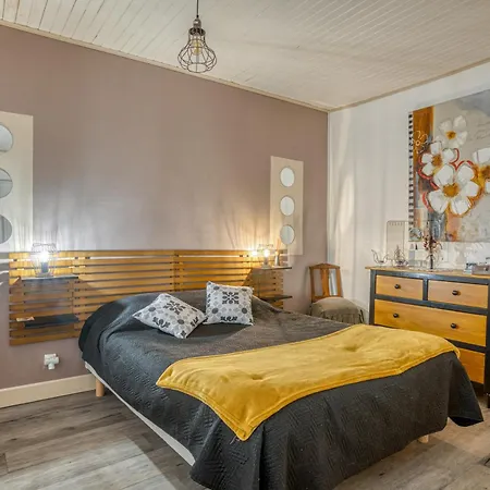 D'hotes L'hermitage Bed & Breakfast 3*