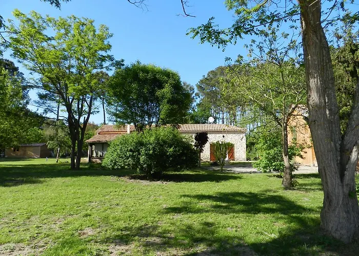 D'hotes L'hermitage Bed & Breakfast 3*